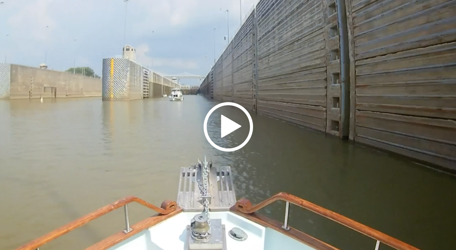 Time-lapse video at McAlpine Lock and Dam